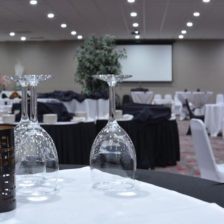 Holiday Inn - Salem By Ihg מראה חיצוני תמונה
