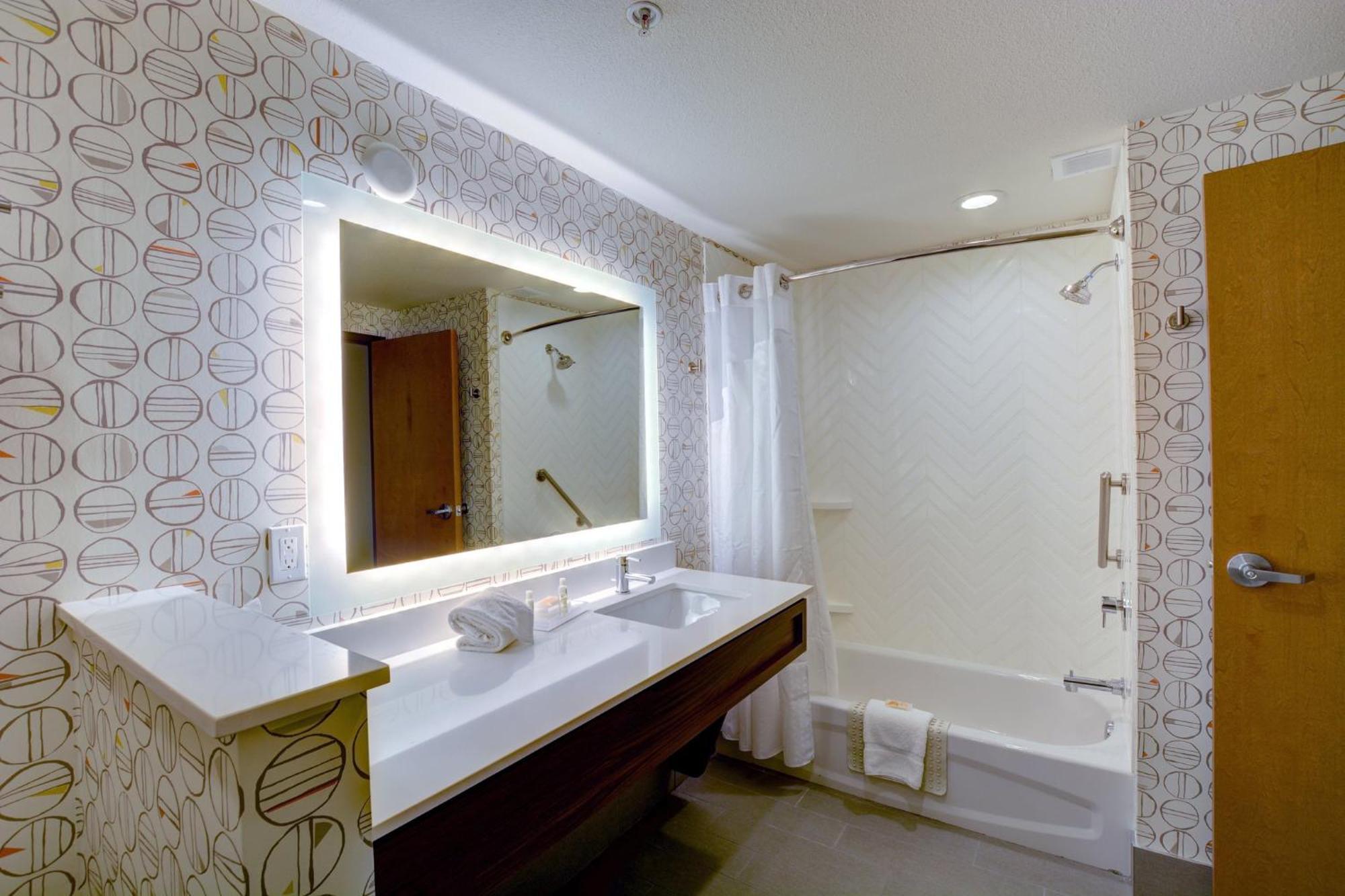 Holiday Inn - Salem By Ihg מראה חיצוני תמונה