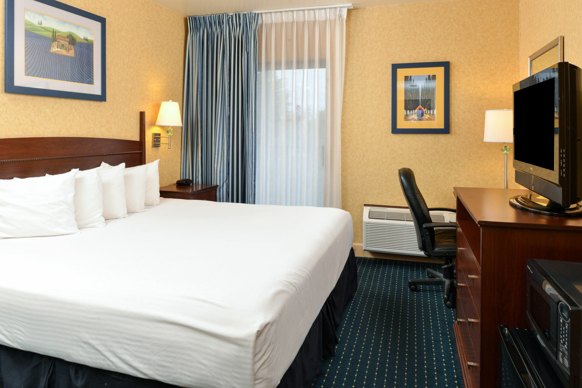 Holiday Inn - Salem By Ihg מראה חיצוני תמונה